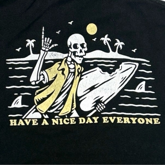 CALL YOUR MOTHER Black Crew Neck Shirt Shark Bait Beach VINTAGE - Picture 4 of 4